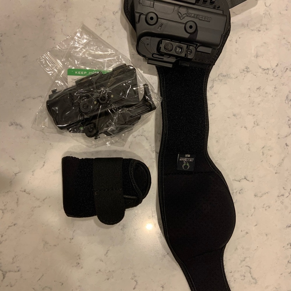 Alien Gear ShapeShift ankle holster Glock 19/23/32